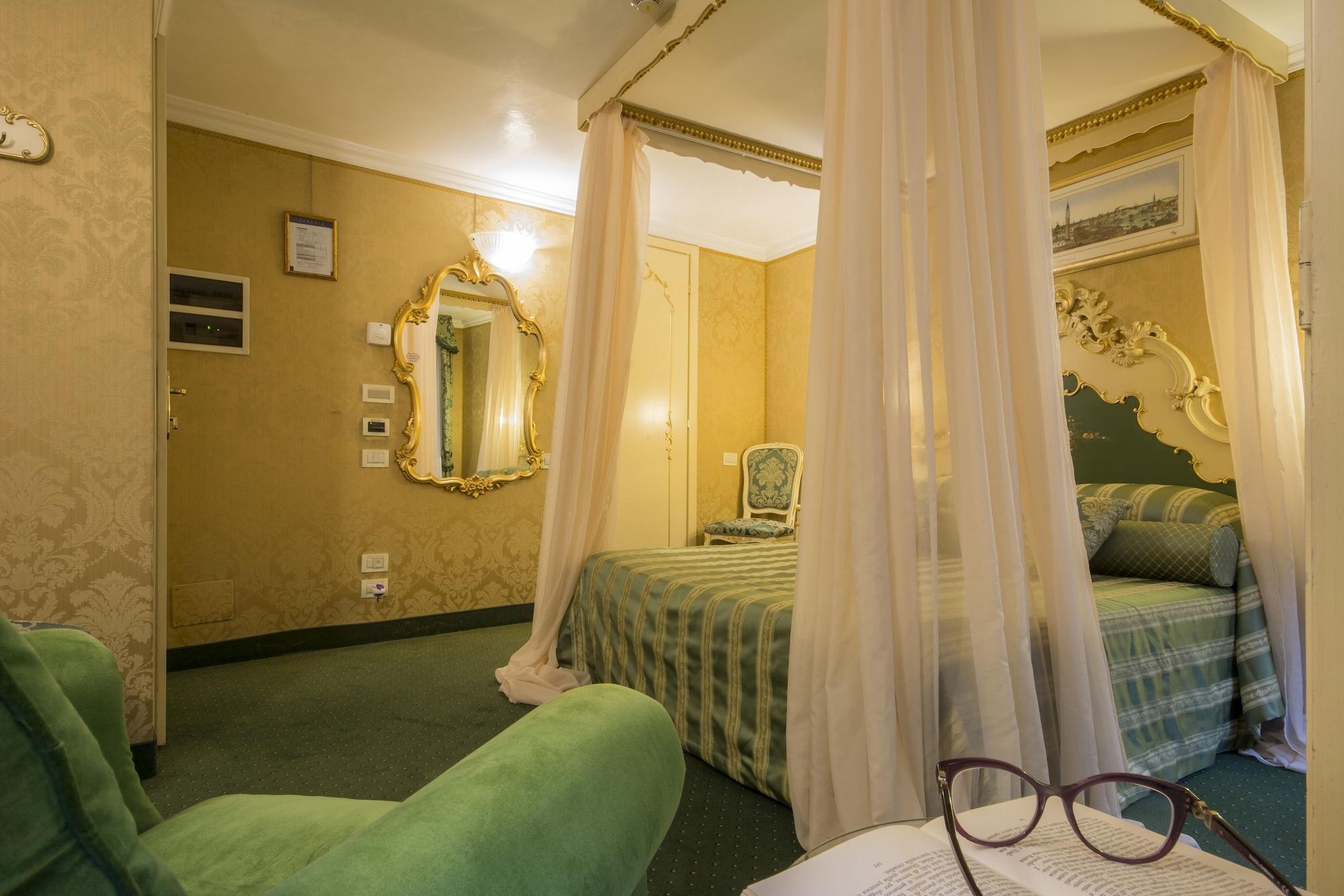 Hotel Becher Venice Ngoại thất bức ảnh