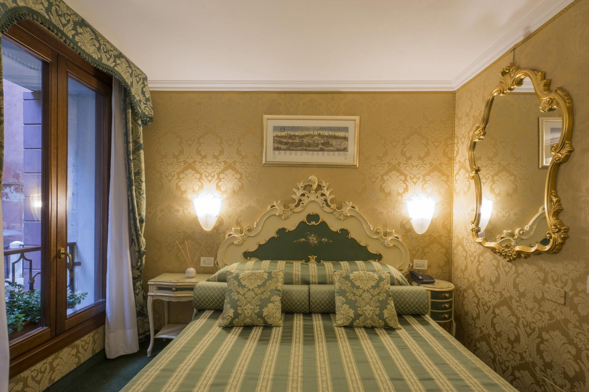 Hotel Becher Venice Ngoại thất bức ảnh
