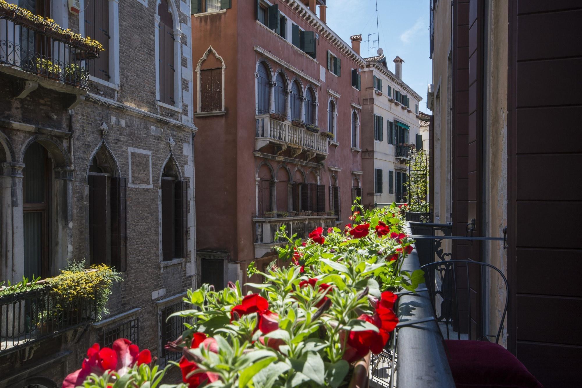 Hotel Becher Venice Ngoại thất bức ảnh